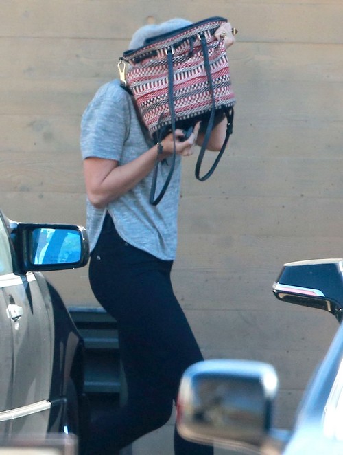 Jennifer Lawrence Insults Gwyneth Paltrow’s Eating and Gluten-Free Diet: Fighting Over Chris Martin?