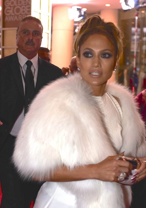 Jennifer Lopez Dating ‘The Boy Next Door’ Boytoy Co-star Ryan Guzman: Caught Hooking Up After Gold Globe Afterparty!