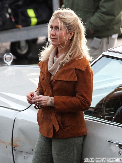 Jennifer Aniston Pregnancy Announcement Expected During Oscar Red Carpet?