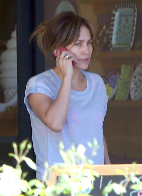 Jennifer Lopez & Casper Smart Get Ready to Crash Land in Splitsville: What’s Driving Them Apart?