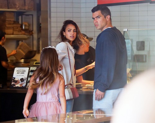 Jessica Alba and Cash Warren Divorce Looms as Marriage Strained By Recent Lawsuits: Fighting Over Honest Company?