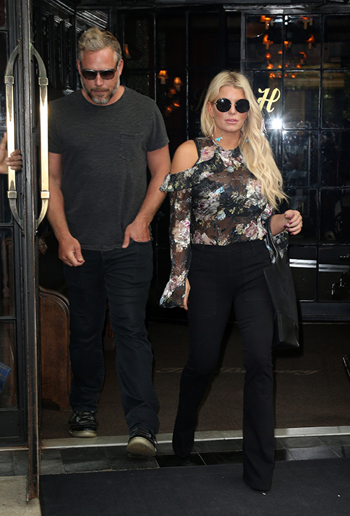 Jessica Simpson’s Husband Eric Johnson Jobless And Lazy: Couple To Divorce If Eric Doesn’t Take Action, Fix Loveless Marriage?