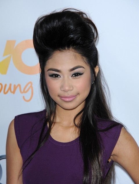American Idol Runner-Up Jessica Sanchez – Coming To Glee (Video)