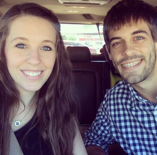 Jill And Jinger Duggar At War: Jeremy Vuolo Slams Derick Dillard For Not Working, Supporting Family