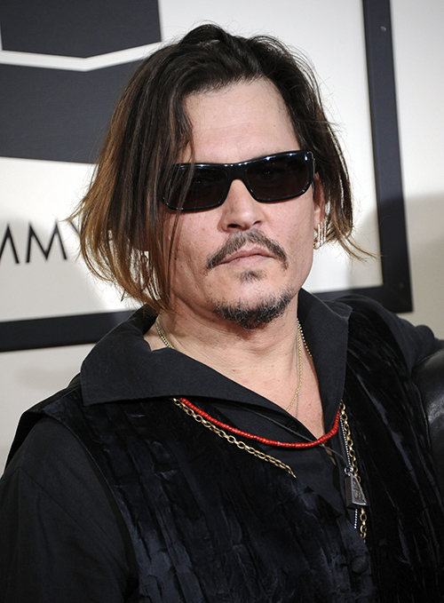Amber Heard and Pals Concerned Over Johnny Depp’s Drinking – Report