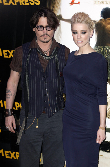 Vanessa Paradis Struck with Jealousy as Ex Johnny Depp & Amber Heard Play with her Children in Tokyo?