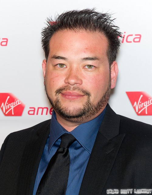 Kate Gosselin’s Twin Girls Mady and Cara Hate Father Jon and Refuse To Talk To Him – Angry Over Child Support