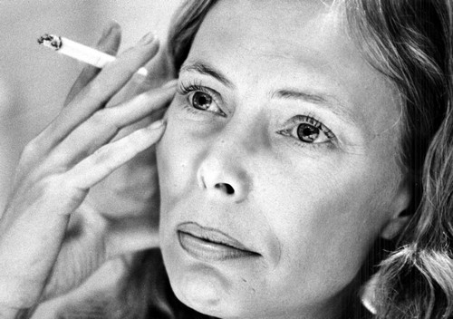Joni Mitchell NOT In a Coma: Full Recovery Expected For Brilliant Canadian Singer, Songwriter