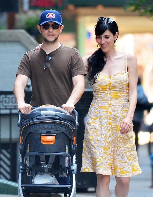 Joseph Gordon-Levitt Family Time With Wife Tasha McCauley and Son: Update – First Pics of Dad Holding Son! (PHOTOS)
