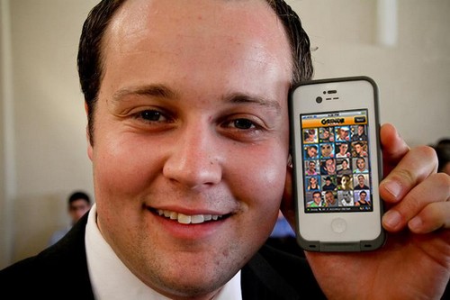 Josh Duggar Investigated for Sexual Assault of 5 Minor Girls Including His Own Sisters: ’19 Kids & Counting’ in Jeopardy? (VIDEO)