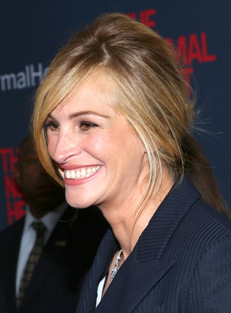 Julia Roberts Gets Flirty With Mark Ruffalo – Is She Cheating On Husband Danny Moder?