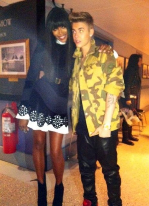 Justin Bieber Gets New Puppy Dog Esther – Trying Desperately To Fix PR Image