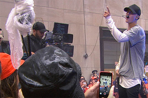 Justin Bieber’s “What Do You Mean” Today Show Performance Rubs Success In Selena Gomez’s Face – Means Business! (VIDEO)