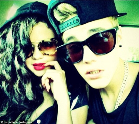 Selena Gomez Leaks Justin Bieber Voicemails In New Song