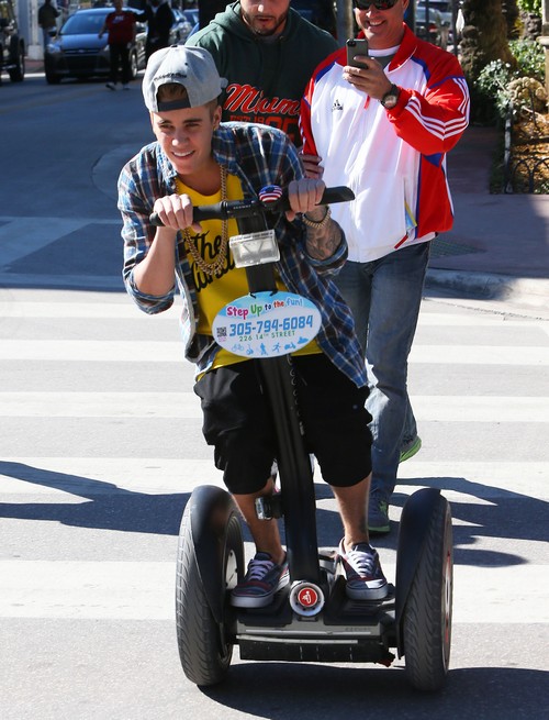 Justin Bieber Deportation To Canada A Real Possibility After Petition Hits White House?