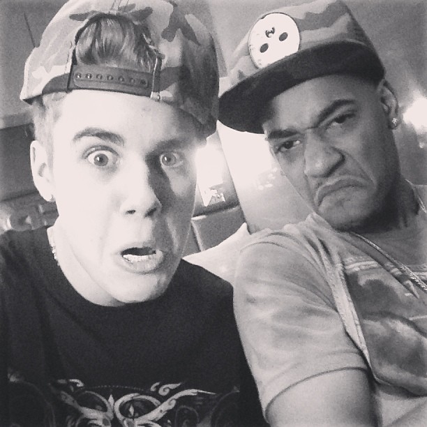 Justin Bieber Smoking Weed Again – New Marijuana Blunt Photos For Sale