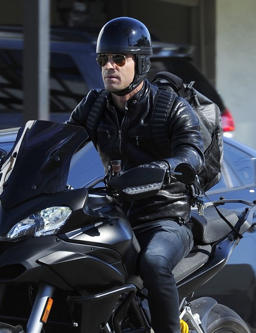 Justin Theroux Cheating On Jennifer Aniston Regularly While She’s Away – Report