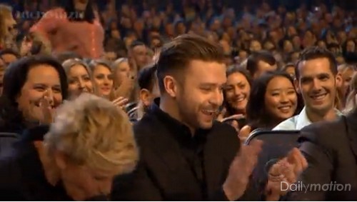 Justin Timberlake Acknowledges Jessica Biel: Trys to Quiet Rumors of Troubled Marriage