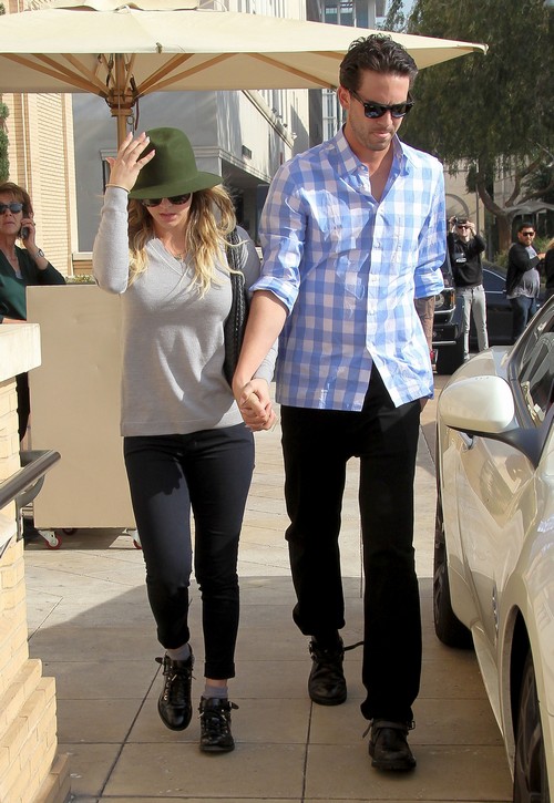 Kaley Cuoco Divorce: Married Ryan Sweeting On Psychic’s Insistence – Rumors
