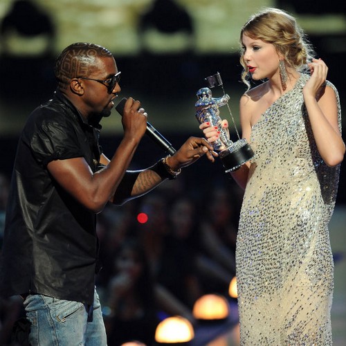 Kanye West Disses Taylor Swift In Secret Newly Discovered Rant From 2009 VMAs (Audio)