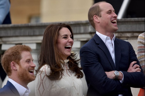 Prince William And Kate Middleton Post Job On Linkedin – Desperate For Employees!
