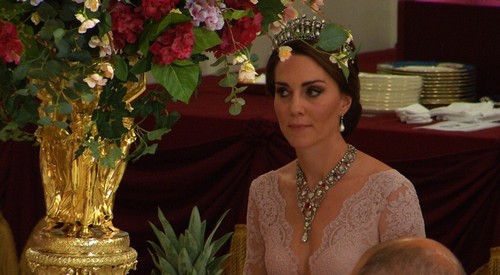 Kate Middleton Marriage Problem With Prince William: Duchess of Cambridge Looks Miserable During Buckingham Palace Banquet
