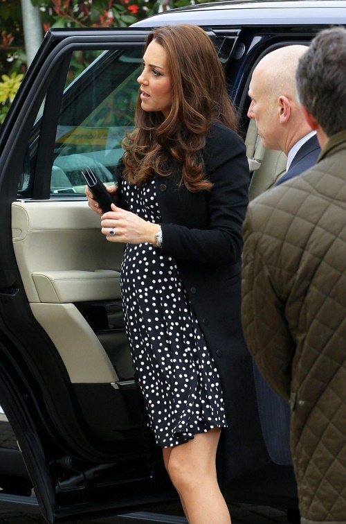 Pregnant Kate Middleton’s Final Day Of Royal Appearances Scheduled For March 27th – Two Weeks Before Her Due Date