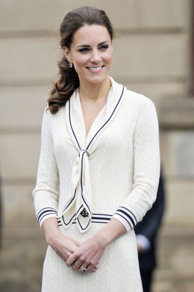 No Curtsys For Kate Middleton At Wimbledon As She Holds Center Court