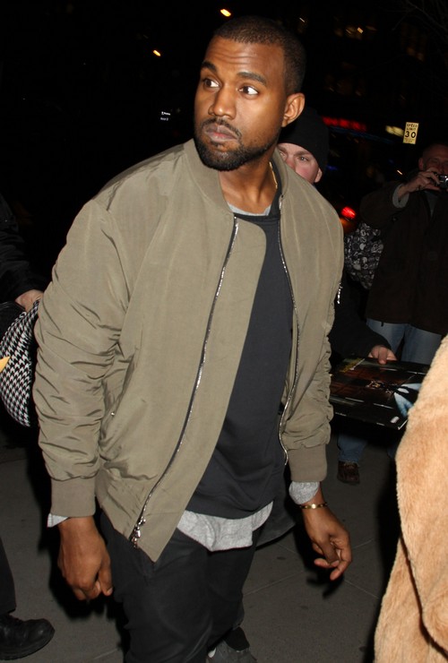 Kim Kardashian Controlled by Kanye West: Keeps Track of Her Phone and Social Media (PHOTOS)