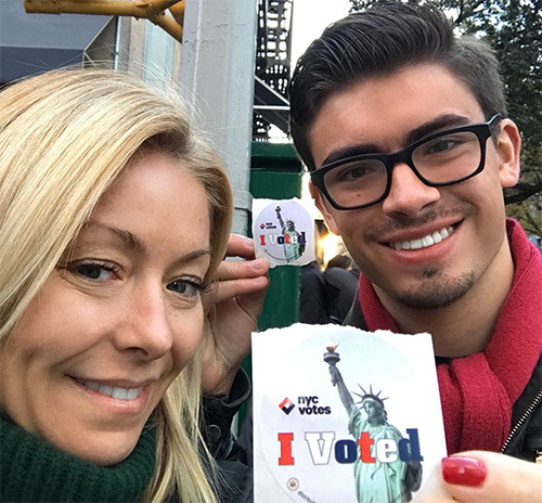 Kelly Ripa Plastic Surgery Confessions: ‘Live’ Co-Host Admits To Receiving Botox – It Was A Nightmare!