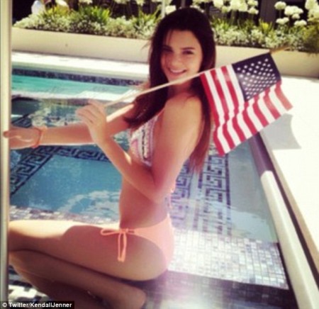 Did 4th Of July Just Replace Halloween As Sluttiest Holiday For Famewhores? (Photos)