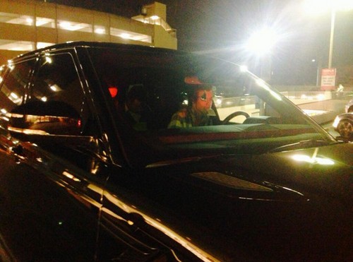 Kendall Jenner And Harry Styles Hot Date Night: Spotted At Convenience Store – Still Going Strong