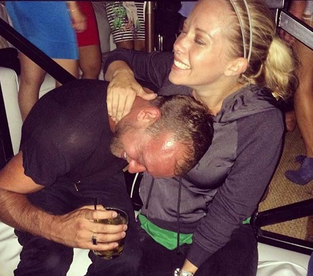 Kendra Wilkinson Divorce: Split From Hank Baskett – Kendra Cheating – Partying Without Hank (PHOTO)