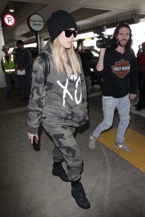 Khloe Kardashian Looks Miserable Without Tristan Thompson By Her Side