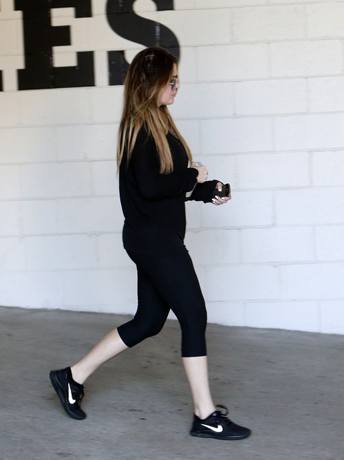 Khloe Kardashian Pregnant: Baby Bump Showing and Father is Lamar Odom or Matt Kemp – Report