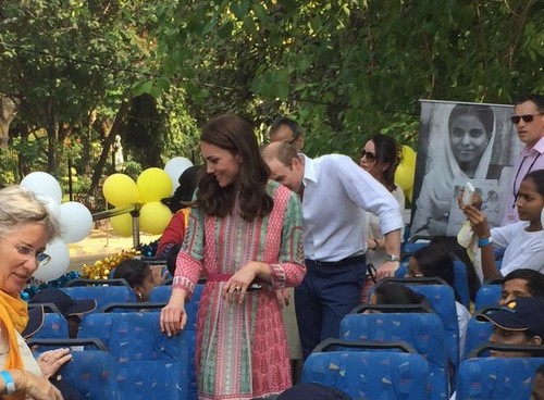 Kate Middleton Fashion Disaster: No Princess Diana Style – India Wardrobe Frumpy and Matronly?