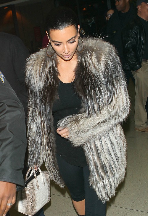 Kanye West Grammy Awards Rant Embarrasses Kim Kardashian: Wants Beck To Give ‘Album Of The Year’ Award To Beyonce