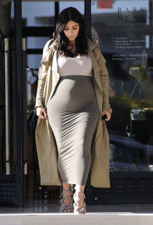 Kim Kardashian Divorce: Kanye West Marriage Failing, KUWTK Star Plants Fake Story About Buying London Love Nest