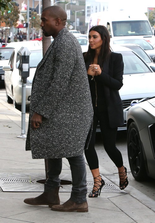 Kim Kardashian Divorce: Furious at Kanye West Failure To Defend Her Against Charlie Sheen’s Twitter Rant