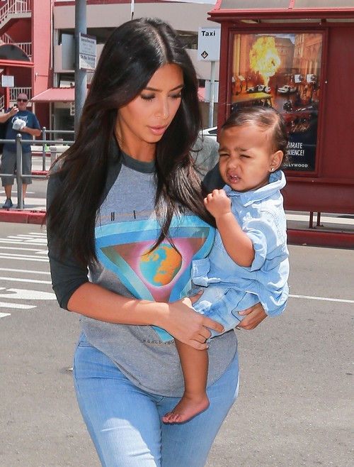 Kim Kardashian Holding North West in New Pics – Nori Looks Miserable (PHOTOS)