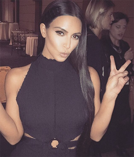 Kim Kardashian Divorce: Spotted Without Wedding Ring, Prepares 2017 Kanye West Split – Wants Custody Of North And Saint West?