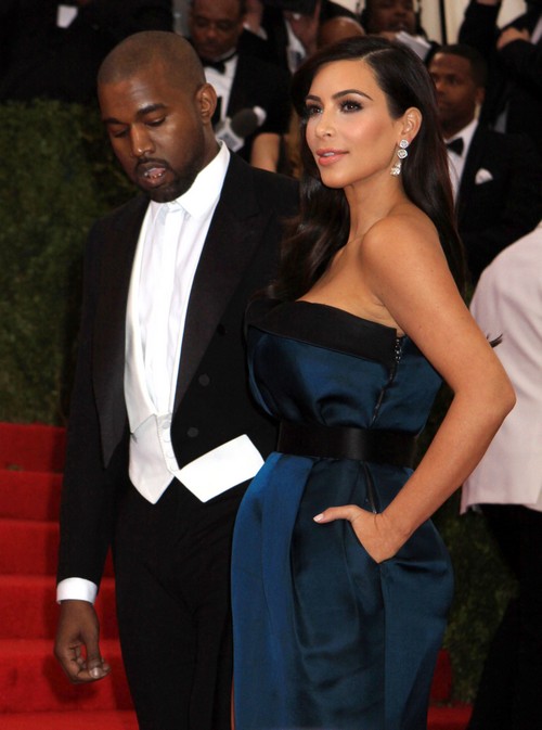 Kim Kardashian Pregant with Baby Bump at Met Gala? (PHOTOS)