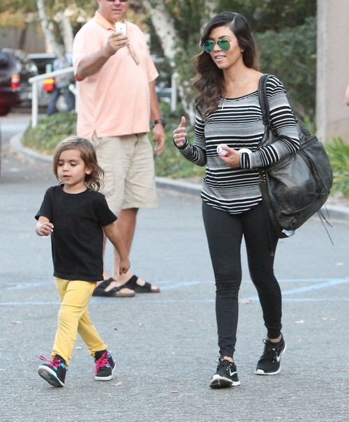 Kourtney Kardashian Furious After Passenger Tells Her Bratty Kids To Shut Their Mouths On Plane