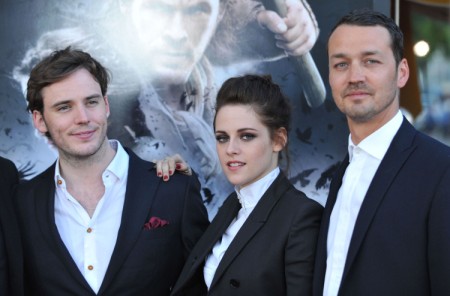 Kristen Stewart Penning Apology To Rupert Sanders’ Wife, Liberty Ross