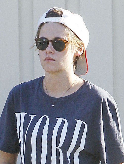 Kristen Stewart Hates Robert Pattinson Neglecting His Career To Follow FKA Twigs Promoting Her Concerts