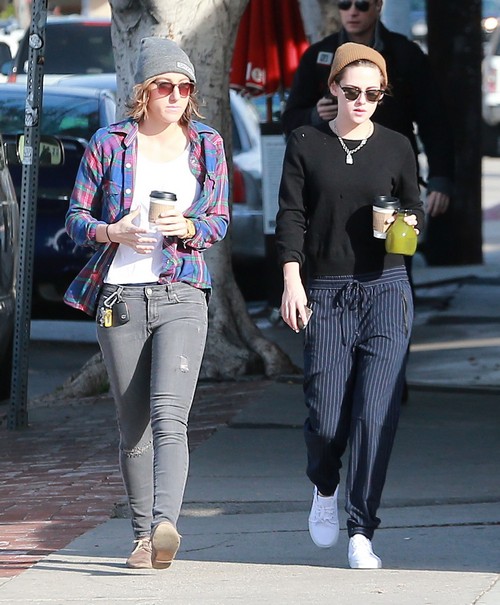 Kristen Stewart and Alicia Cargile Living Together In LA: Serious Dating Relationship?