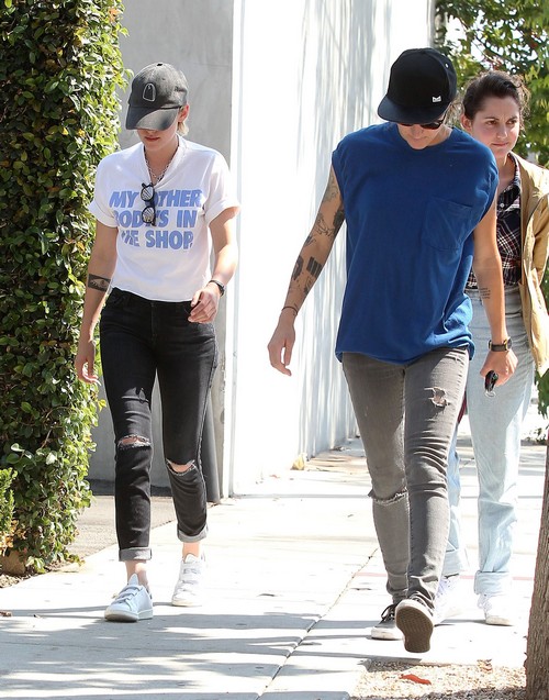 Kristen Stewart, Alicia Cargile Fighting: Camera-Shy Couple Trouble In Paradise?