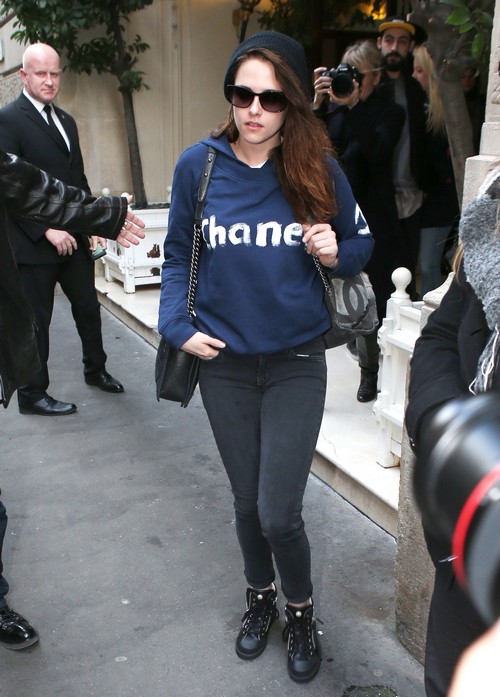 Kristen Stewart Wins Robert Pattinson Back By Playing Hard To Get?