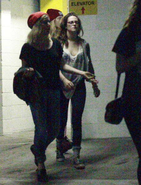 Kristen Stewart Heads Down Path of Binge Drinking & Self-Destructive Partying: Robert Pattinson Won’t Take Her Back!