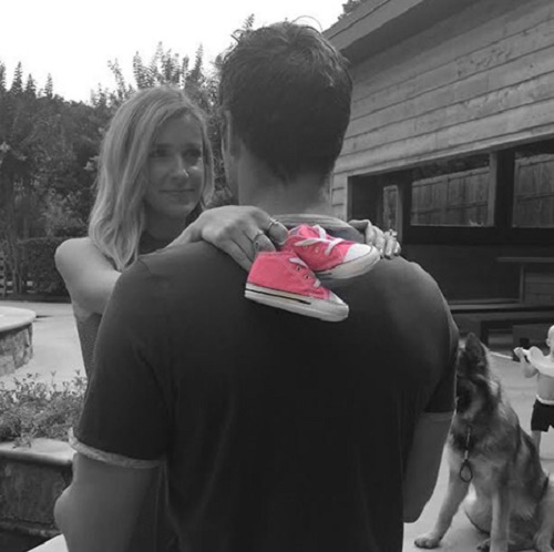 Kristin Cavallari And Jay Cutler Announce That They’ll Be Having A Baby Girl – See The Adorable Announcement Here (PIC)
